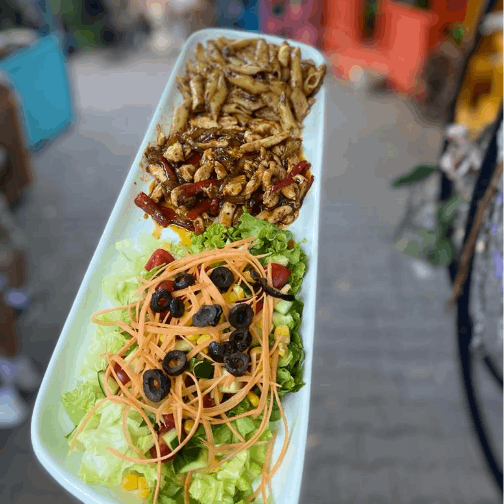 BARBEKU.SOSLU TAVUK