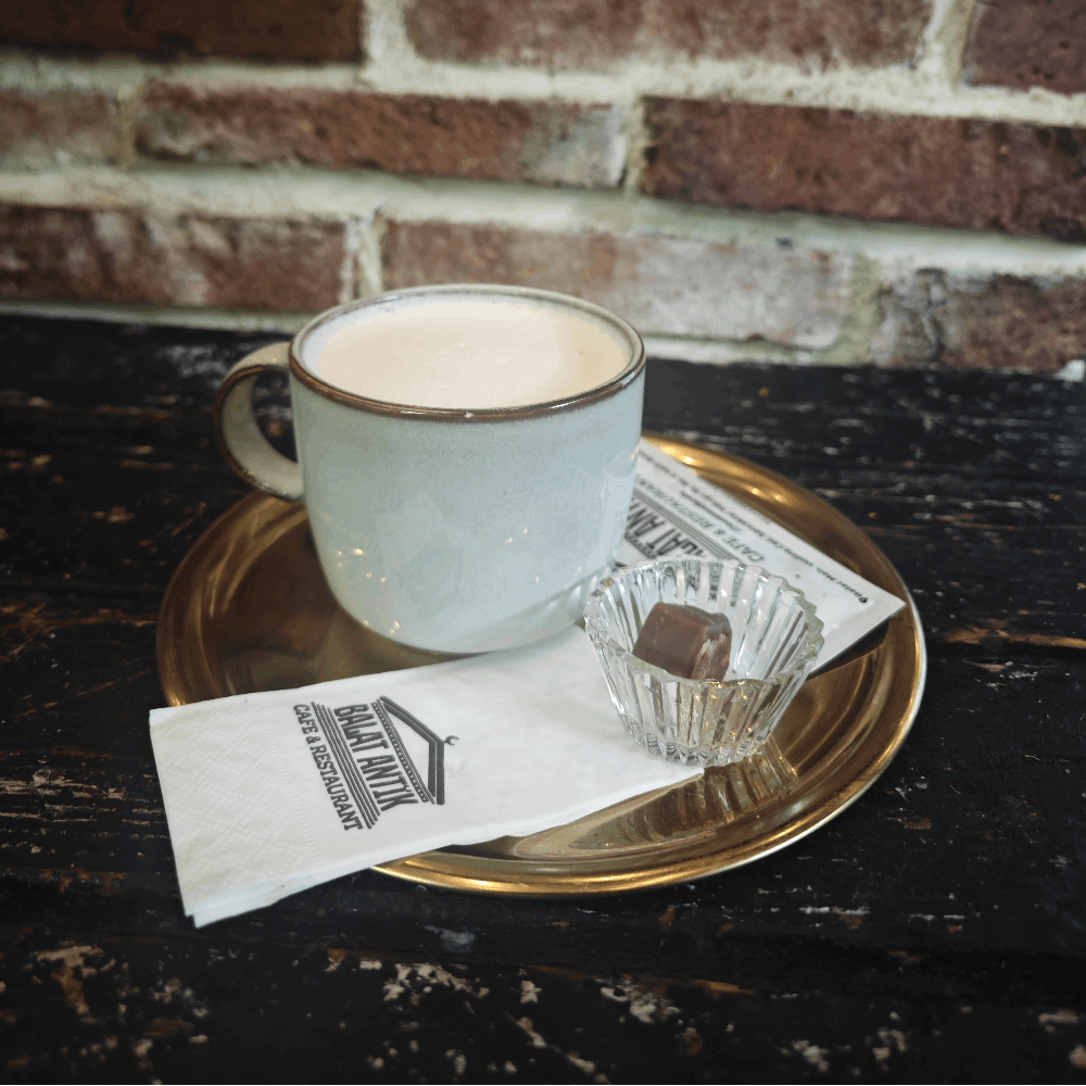 CHAI.TEA LATTE